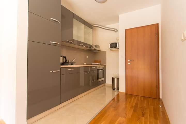Apartman Mila Kaštela Exterior foto